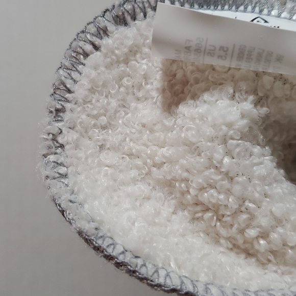 Converse CTAS LIFT HI PLATFORM Women's Sz: Various / 566565C  Suede & Sherpa - Picture 5 of 10